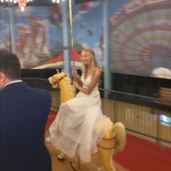 Meet your Posher, Clare - Picture 3 of 4